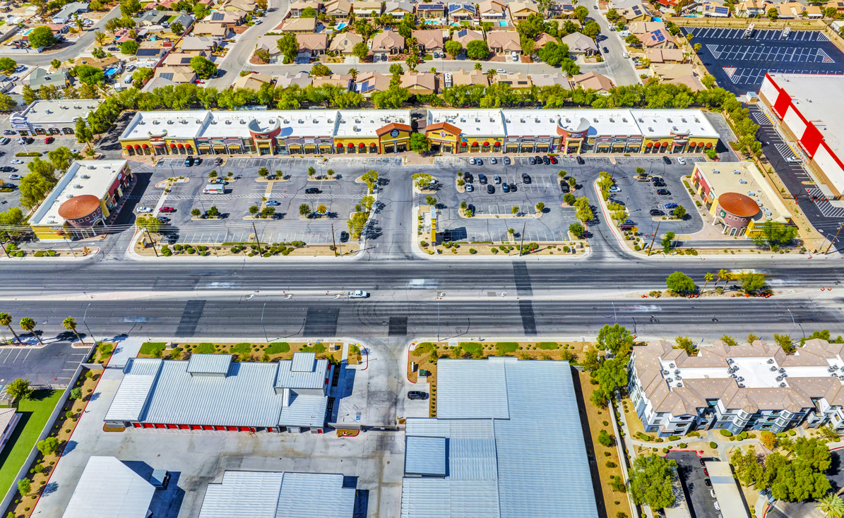 Desert Oaks Plaza - Image 4