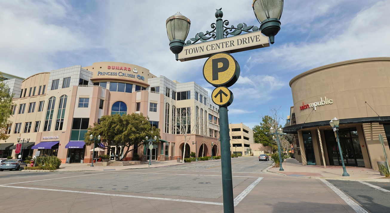 Valencia Town Center - Image 9